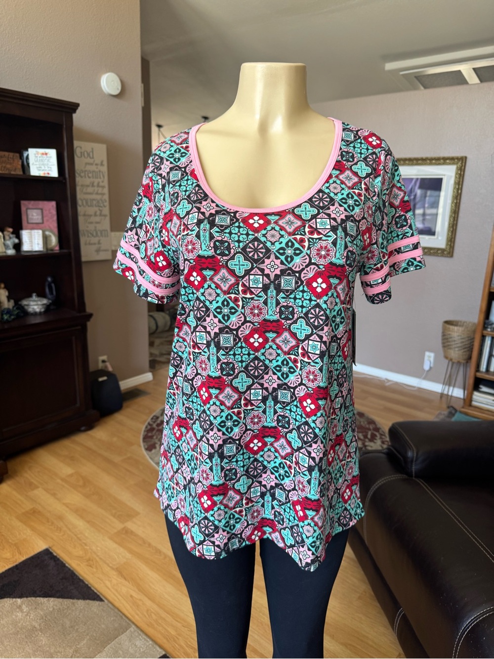 Lularoe Classic T in red, green, pink & black short sleeves-size M-NWT
